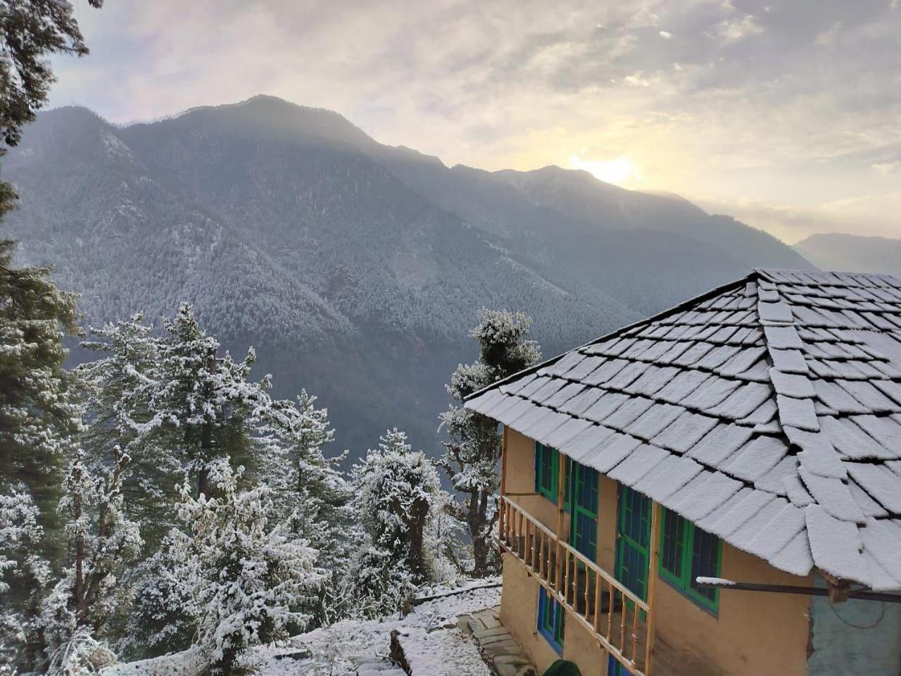 Old Is Gold Mudhouse Lushal Jibhi Exterior foto