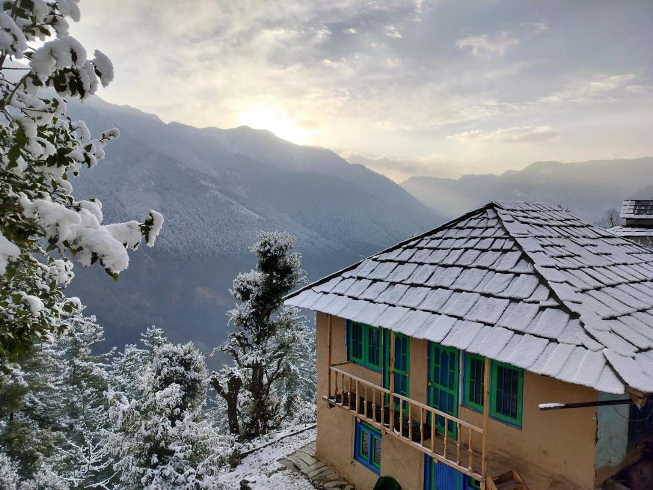 Old Is Gold Mudhouse Lushal Jibhi Exterior foto